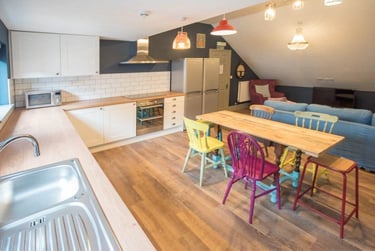1 bed studio, Shire Oak Road, Headingley, Leeds, LS62DE - Image 11